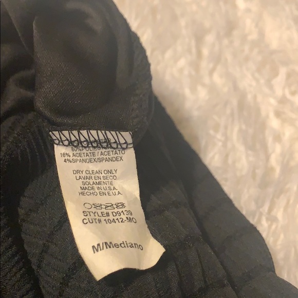 Stretchy off the shoulders dress - Picture 2 of 2